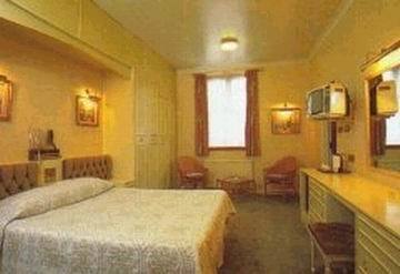 Отель Premier West Th Лондон Экстерьер фото